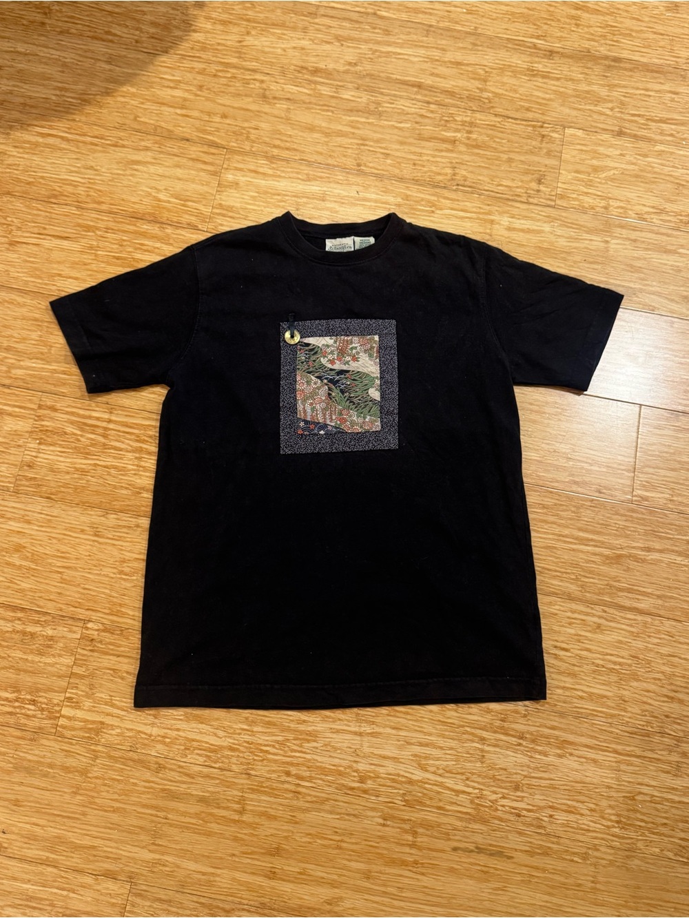 Vintage St. John’s Bay Black Japanese multimedia graphic t-shirt